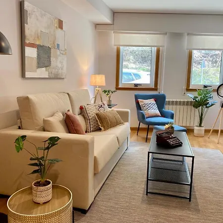 アパート Andainas C ミヤドイロ