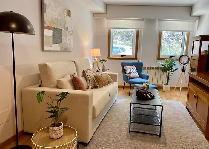 アパート Andainas C ミヤドイロ